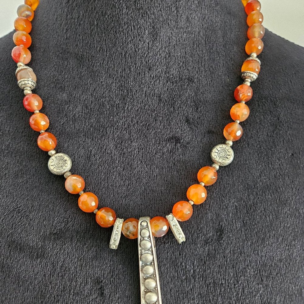Vintage Rare Amber Like Beads And Big Silver Center Design With Earrings